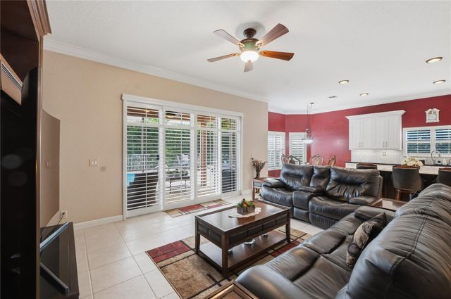 5053 NW 125th Avenue, Coral Springs, FL 33076