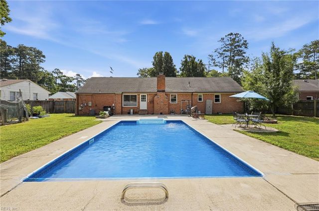 3004 Tyre Neck RD, Chesapeake, VA 23321