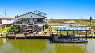 151 Starfish Dr, Rockport, TX 78382