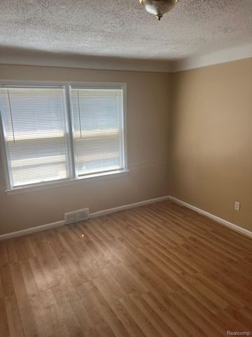 17195 Stoepel Street, Detroit, MI 48221