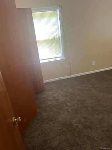 17195 Stoepel Street, Detroit, MI 48221