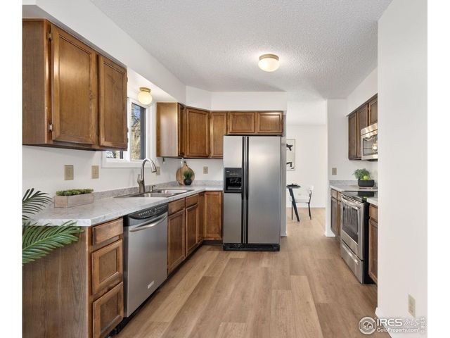 1621 Avondale Dr, Loveland, CO 80538