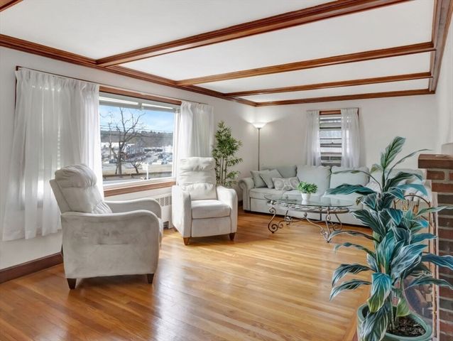 222 Walnut St, Saugus, MA 01906