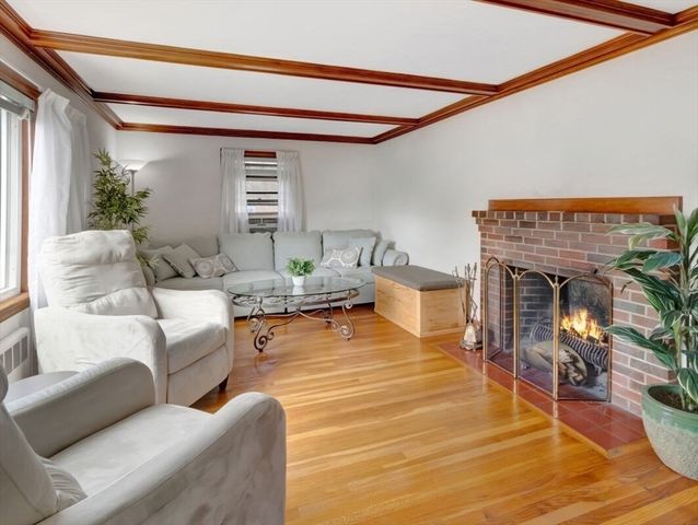 222 Walnut St, Saugus, MA 01906