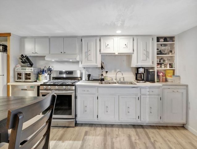 222 Walnut St, Saugus, MA 01906