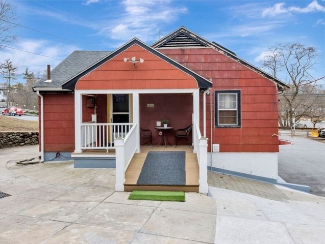 222 Walnut St, Saugus, MA 01906