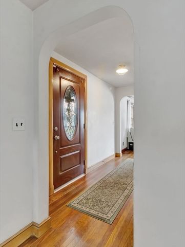 222 Walnut St, Saugus, MA 01906