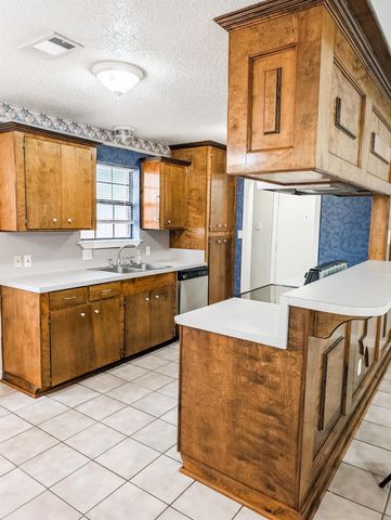 11020 San Jacinto Drive, La Porte, TX 77571