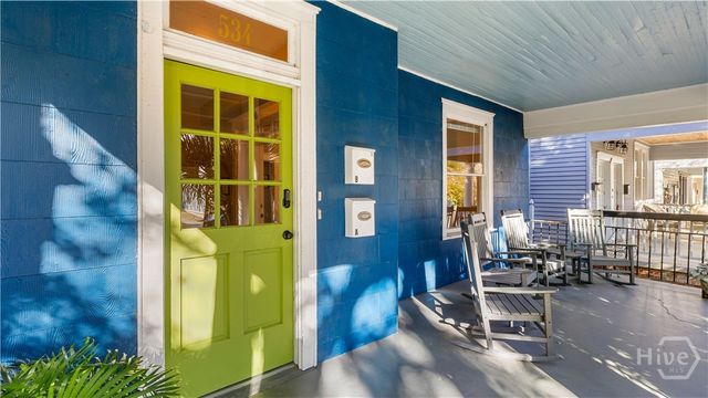 534 E Waldburg Street, Savannah, GA 31401