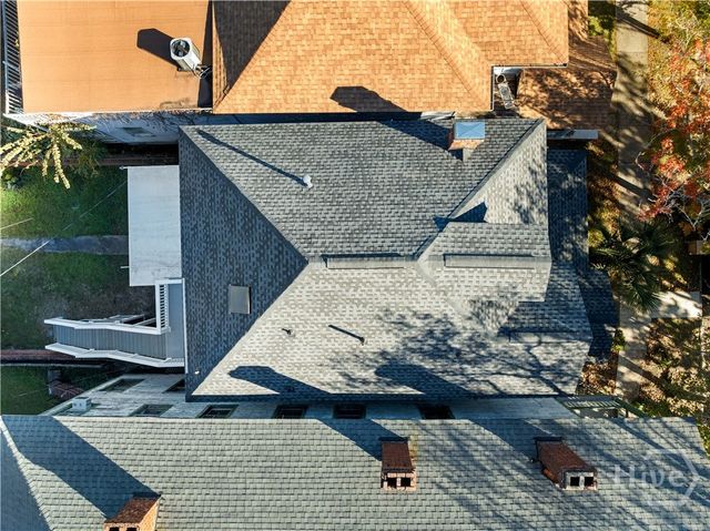 534 E Waldburg Street, Savannah, GA 31401