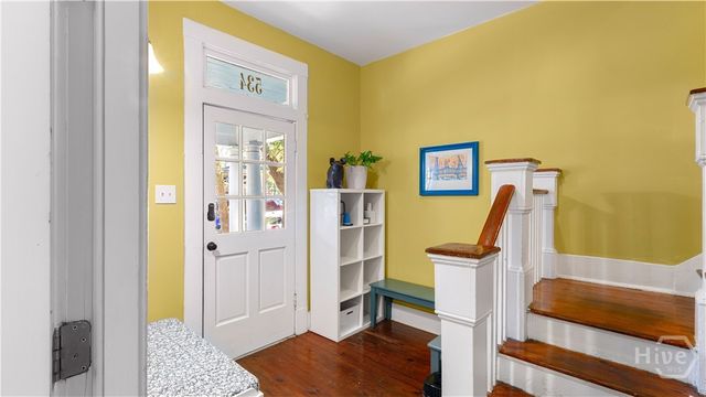 534 E Waldburg Street, Savannah, GA 31401