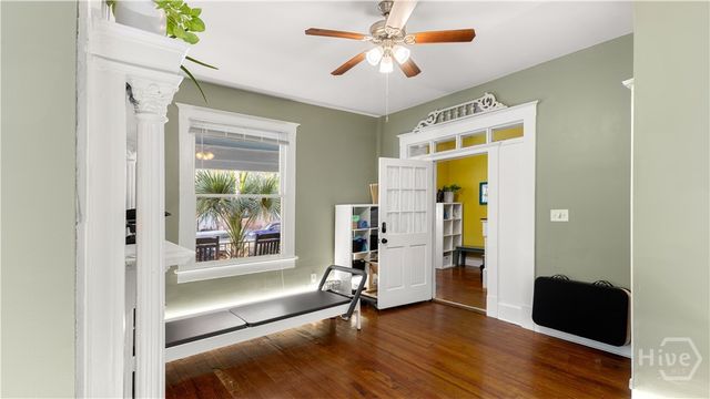 534 E Waldburg Street, Savannah, GA 31401