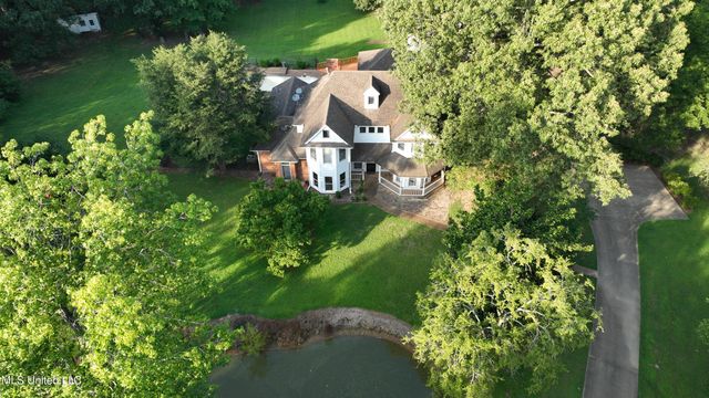 9144 Valley Grove Lane, Southaven, MS 38672
