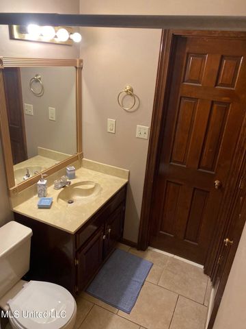 9144 Valley Grove Lane, Southaven, MS 38672
