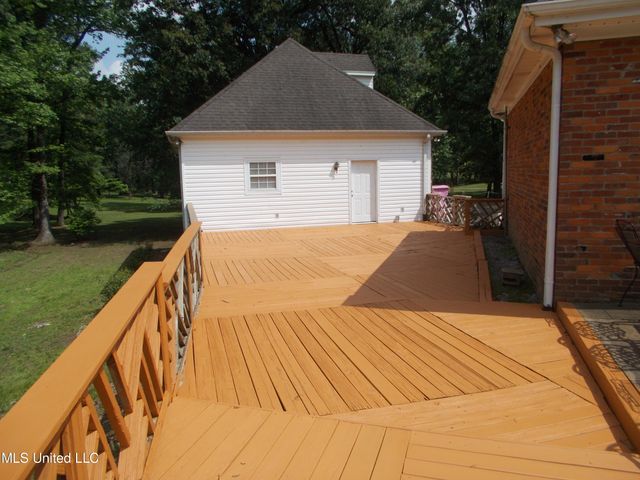 9144 Valley Grove Lane, Southaven, MS 38672