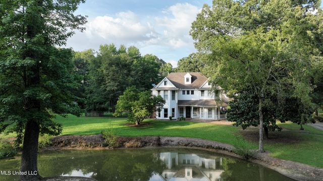 9144 Valley Grove Lane, Southaven, MS 38672