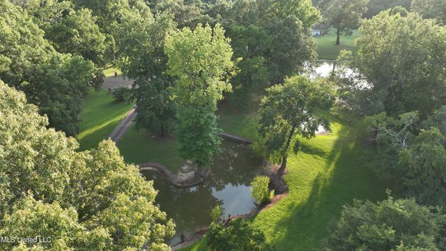 9144 Valley Grove Lane, Southaven, MS 38672
