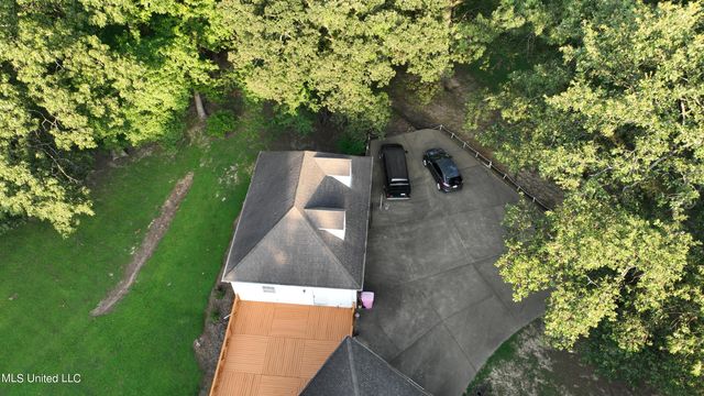 9144 Valley Grove Lane, Southaven, MS 38672