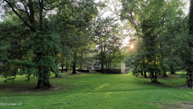 9144 Valley Grove Lane, Southaven, MS 38672