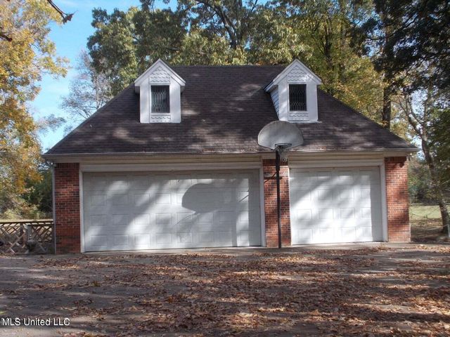 9144 Valley Grove Lane, Southaven, MS 38672