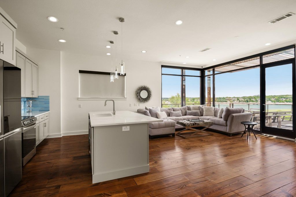 1101 Ivean Pearson RD E201, Leander, TX 78645