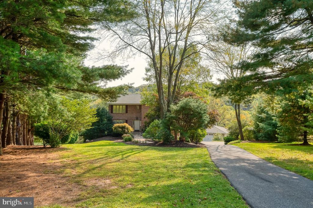 11 ZELDA CT, White Hall, MD 21161