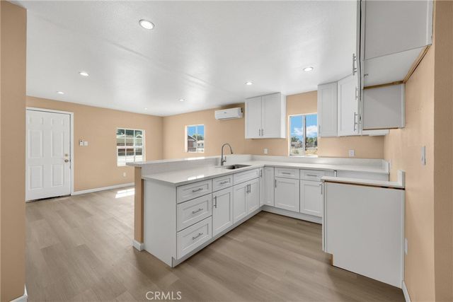 7982 Whitlock Avenue, San Bernardino, CA 92410