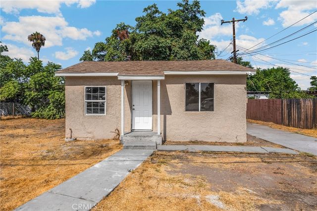 7982 Whitlock Avenue, San Bernardino, CA 92410