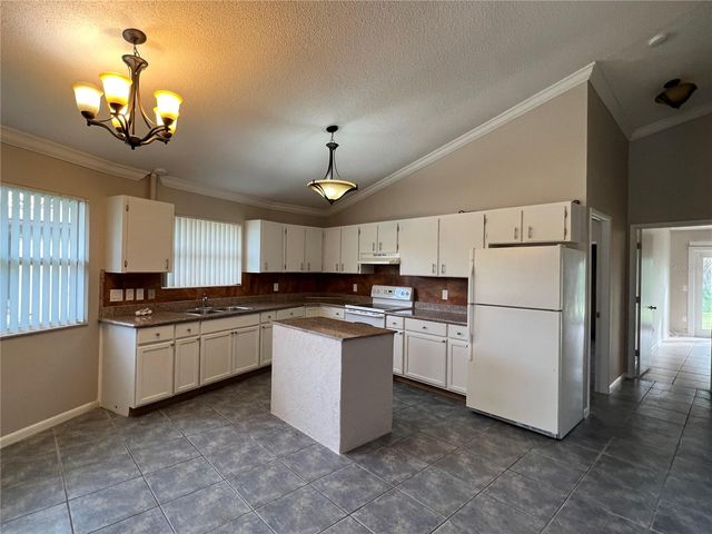 15539 CHAMBERLAIN BOULEVARD, Port Charlotte, FL 33953