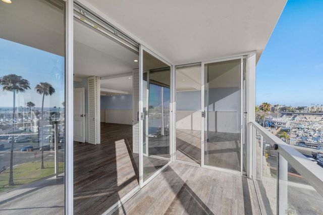 1200 Harbor Drive N 3C, Oceanside, CA 92054