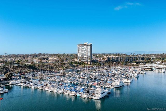 1200 Harbor Drive N 3C, Oceanside, CA 92054