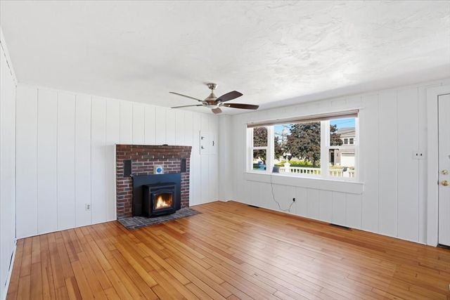 57 Academy Dr, Bourne, MA 02532