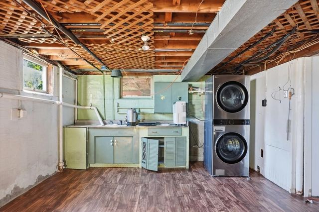 57 Academy Dr, Bourne, MA 02532