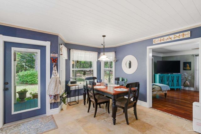 6930 Summit Way, Milton, FL 32570