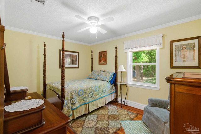 6930 Summit Way, Milton, FL 32570