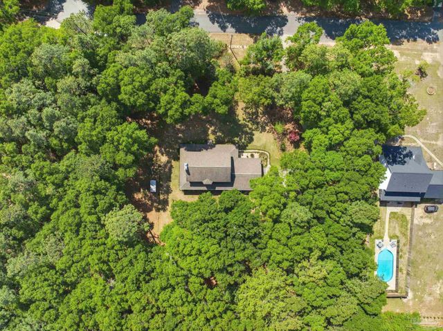6930 Summit Way, Milton, FL 32570