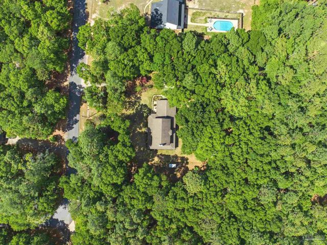 6930 Summit Way, Milton, FL 32570