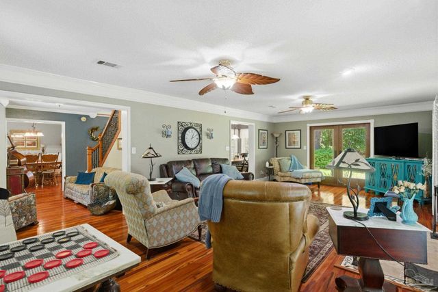 6930 Summit Way, Milton, FL 32570