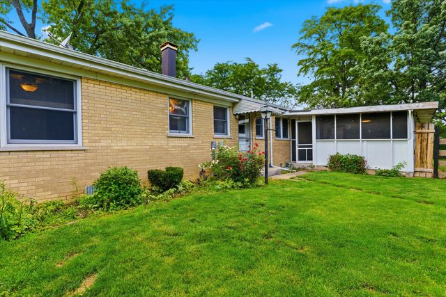 6231 Linden Lane, La Grange Highlands, IL 60525