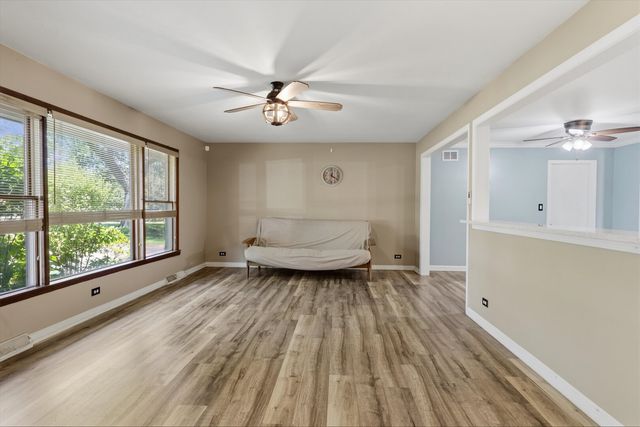 6231 Linden Lane, La Grange Highlands, IL 60525