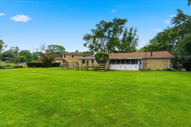 6231 Linden Lane, La Grange Highlands, IL 60525