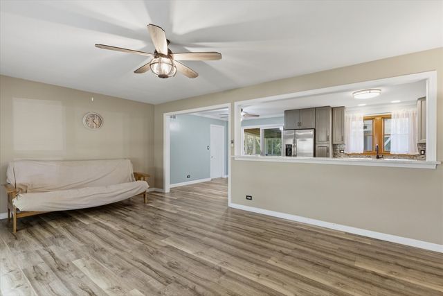 6231 Linden Lane, La Grange Highlands, IL 60525
