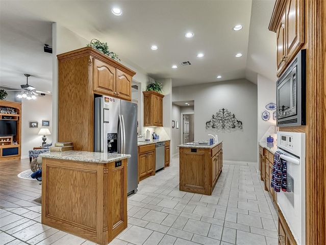 2849 SW 125th Place, Oklahoma City, OK 73170