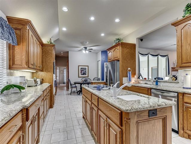 2849 SW 125th Place, Oklahoma City, OK 73170