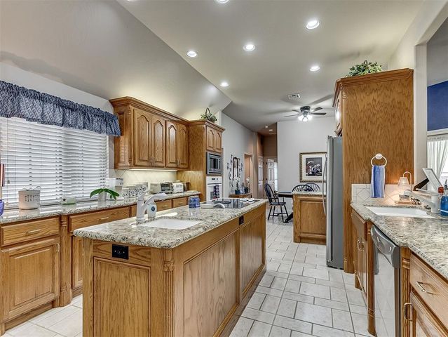 2849 SW 125th Place, Oklahoma City, OK 73170