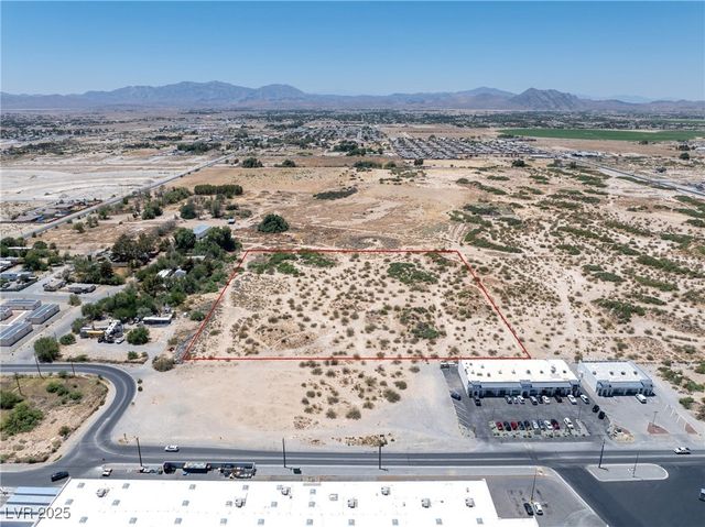 320 South West Street, Pahrump, NV 89048