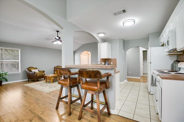5 Dogwood DR, Wimberley, TX 78676