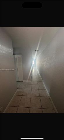 313 SE 3rd Ave 313, Hallandale Beach, FL 33009