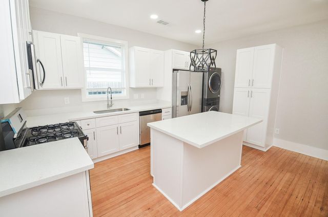 4333 Harby Street, Houston, TX 77023