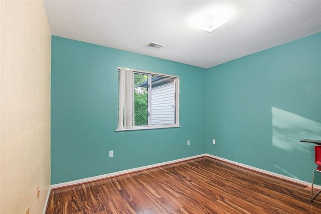 18372 N Ridge Court 12, Spring Lake, MI 49456